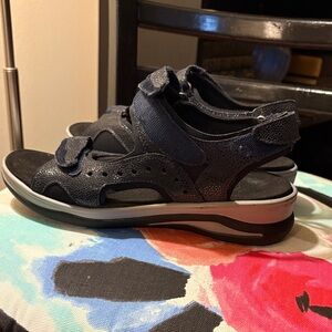 Fidelio blue strappy sandals